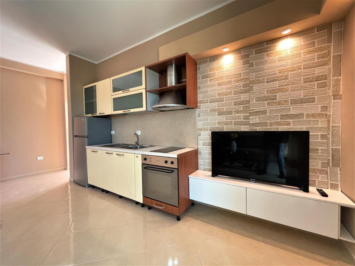 Brand24 Apartment فلورا المظهر الخارجي الصورة